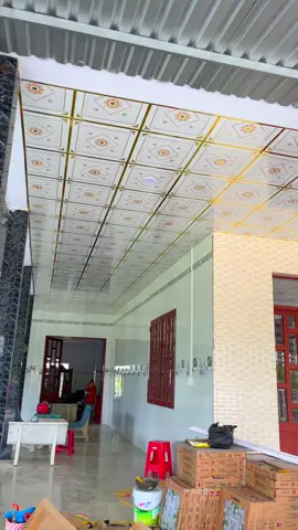 Hoàn thiện 180m la phong Ánh kim +Khung inox vàng gương#xuhuongtiktok #VINHTUONG #laphongredep #CapCut 