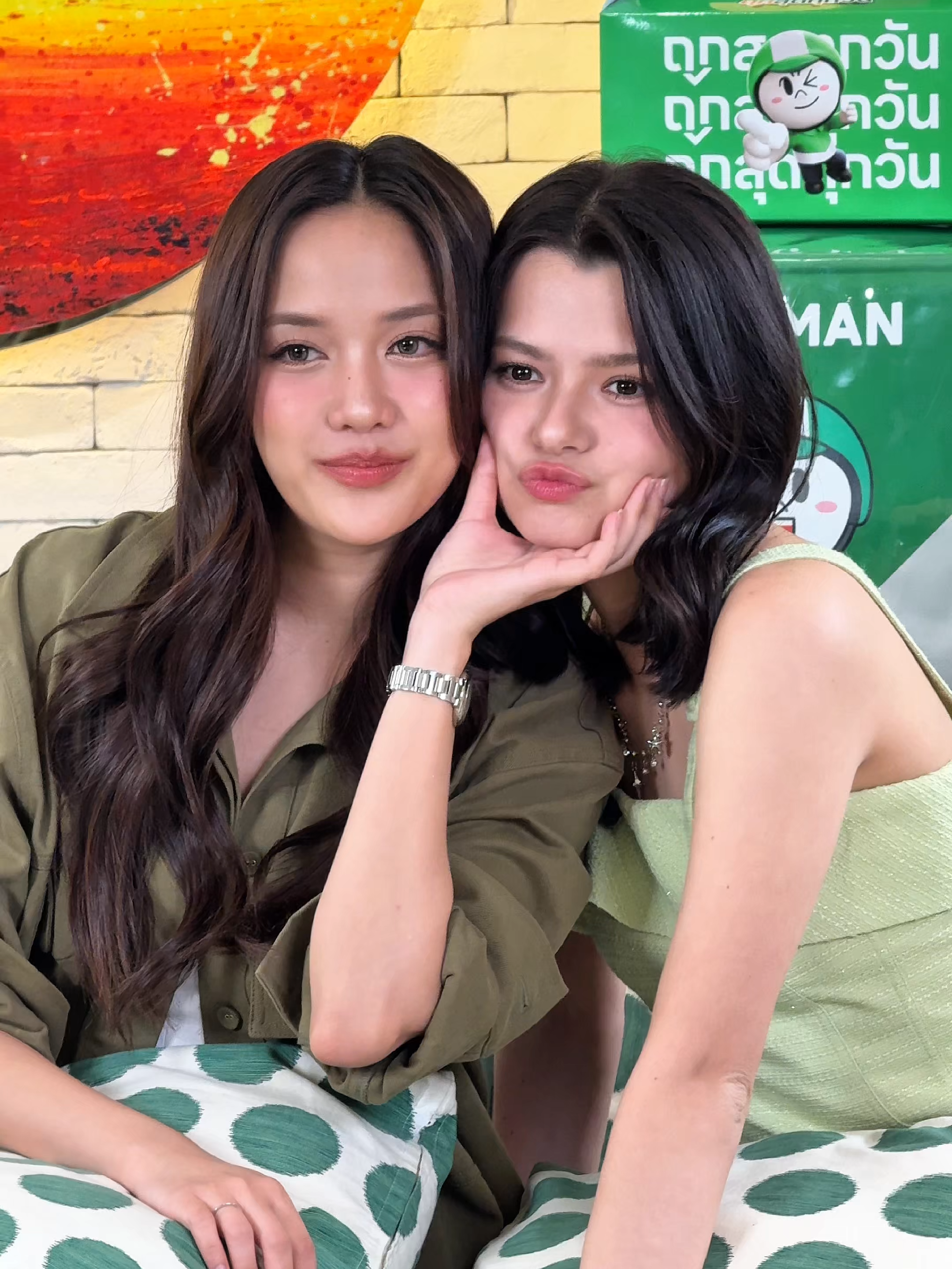 LINE MAN มาเสิร์ฟงับบบ 💚 . #LINEMANถูกสุดทุกวันxFB #LINEMAN #LINEMANถูกสุดทุกวัน #LINEMANWongnaiUserschoice #srchafreen #freensarocha #ฟรีนสโรชา #Beckysangels #Becky #beckyarmstrong #เบคกี้รีเบคก้า #ฟรีนเบค #freenbecky #IdolfactoryTH