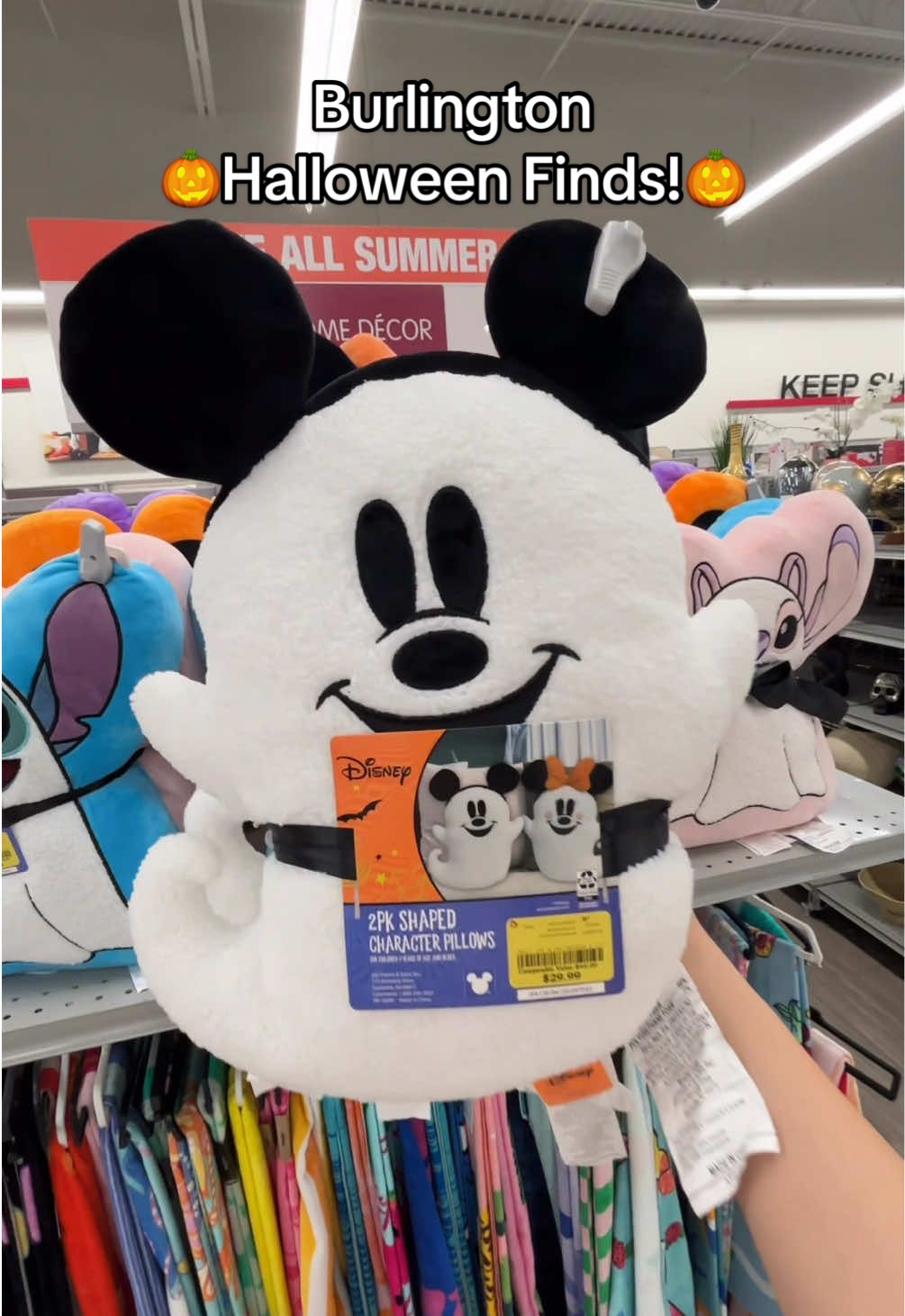 Come Halloween Shopping With Me At Burlington!✨#burlingtonfinds #burlington #halloweenfinds #halloween #disney #disneyhalloween #sanrio #hellokitty #shopwithme 