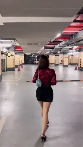 ❣️ လမ်းလျှောက် #CapCut #tranding #tiktok #foryoupage 