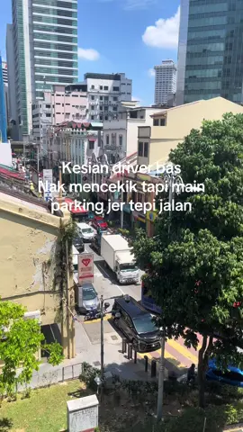 Owner baru nak turun dr restoran alih keta.. 🤐 #lebuhampang problem