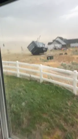#DowneyIdahoweather!!!  #Somuchforcampingthisyear !! #camper #crazywind #severeweather #campingdisasters 