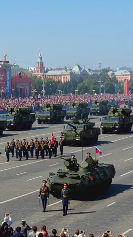 Russian Military Formation 🇷🇺 | Power, Precision & Discipline on Display Experience the sheer power and discipline of the Russian Armed Forces as they showcase a flawless military formation. From synchronized marching to sharp color guard movements, this is a true reflection of military strength, unity, and precision. An unforgettable display of training, coordination, and national pride. --- 🔖 Hashtags: #RussianArmy #MilitaryFormation #RussiaMilitaryParade #ArmyPrecision #PowerAndDiscipline #MilitaryStrength #MarchingSoldiers #ColorGuard #RedSquareParade #DefenseForce #MilitaryDrill #RussianFederation #GlobalForces #SoldierPride 