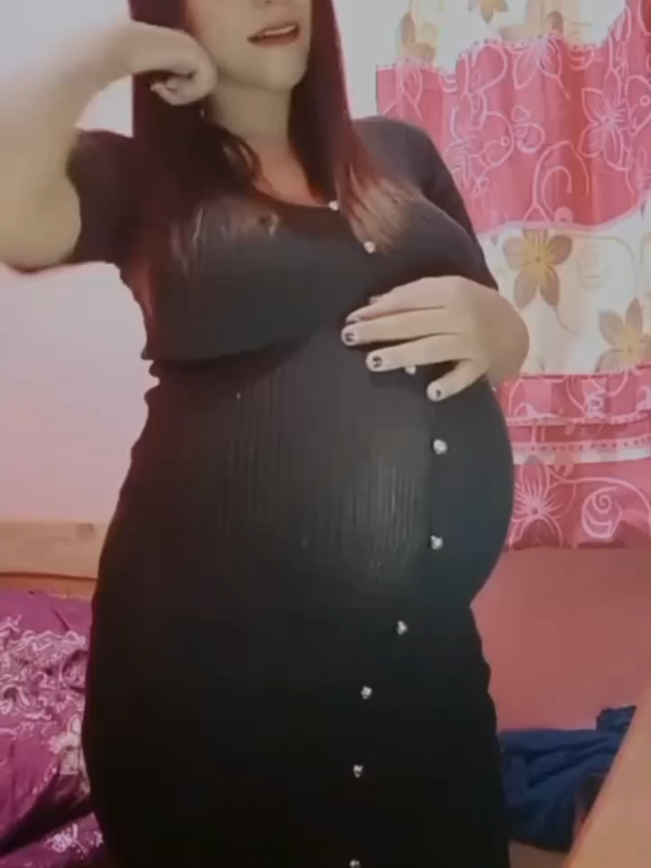 tembem bangeettt sih bumil. mau megangg jdi-nyya uhh gemesshhh🥰🥰#bumilmuda🥰🤗#bumilmudatiktokan🤰😀sehat#bumilhappy🤰#bumilstory#bumilaktif😄gabut 