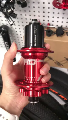 Hassns hub 32/36holes#hassnspro7hub #hassns #mtbhub #32holeshubs #6pawlshub 