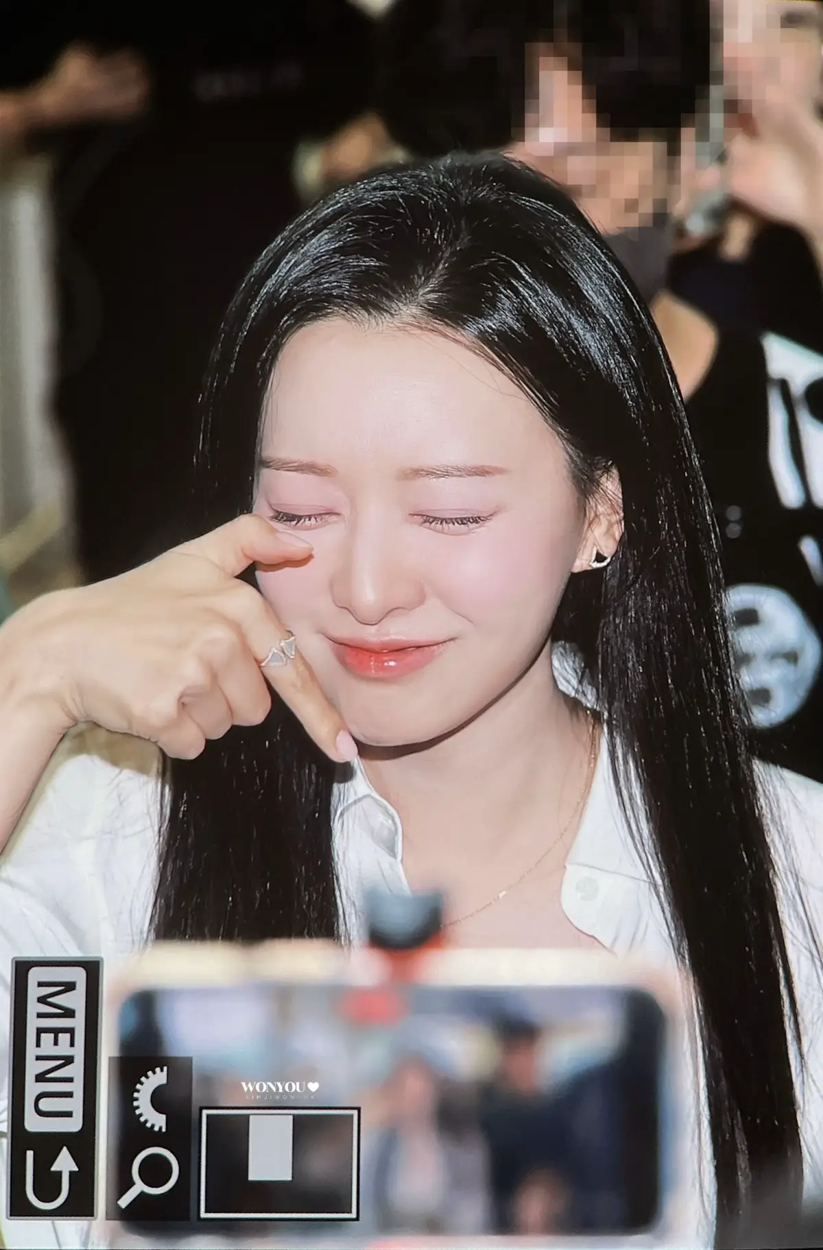 ท่าประจำตัวไปละอะ น่ารักมากกกกกกก🍎  #fypシ #viral #kimjiwon #คิมจีวอน #김지원 