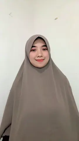 Bergo cringkel pet busa antem XL#bergoinstan #cringkelairflow #ootdhijab #bergohijabmurah #hijabcantik #hijabcringkel 