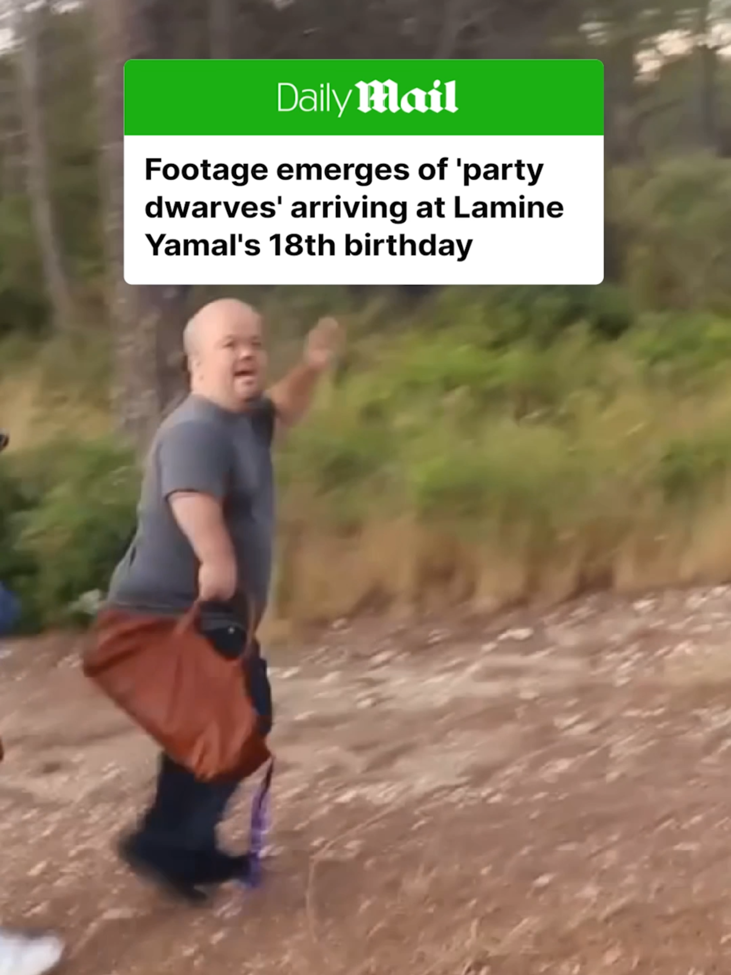 New footage of the 'party dwarves' paid to attend Lamine Yamal's 18th birthday has emerged 🚨 #lamineyamal #yamal #barcelona #barca #news #Soccer #football