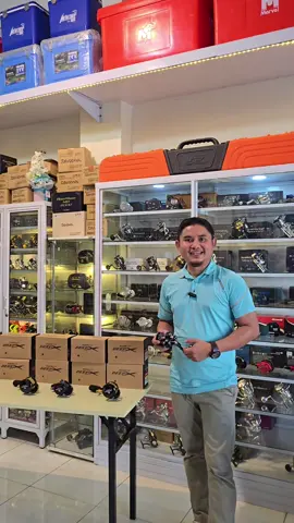 REEL OH Maguro Deep X  NS 500NL PE4 - 400mtr Rasio 5.3 : 1 Black Gold Rp. 2.799.000 NS 600NL PE5 - 400mtr Rasio 5.3 : 1 Black Gold Rp. 2.947.000 Pemesanan Via WA : 081241400456 08975519083 082190442714 Via Online Link Tokopedia : https://tokopedia.link/veteranpancing Link Shopee : http://shopee.co.id/veteranpancing #VETERANPANCING #REEL #MAGURO #OVERHEAD