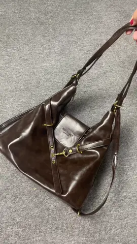 tas di bawah 100 ribuan tapi udah bisa jadi 2 looks #tas #taswanita #taswanitamurah #solderbag #ransel 