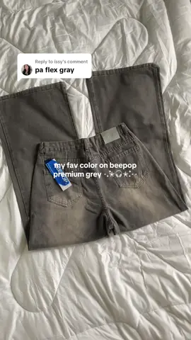 Replying to @íssy I know im obsessed this pants🤌🏻😭 @TheRealBeePop #beepop #beepoprestock #beepopjeans #premiumgreybeepop #beepopbaggypants #therealbeepop #foryou #fyp #trending 
