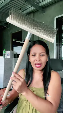 Replying to @Mary Jean  Ang tibay nito at ganitong brush yung epektib pangtanggal sa mga lumot gaano man yan kakapal. #brush #steelwirebrush #scrub #scrubbing #homecleaning 