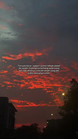 Ternyata, yang selalu ada tu... diri sendiri. #quotes #galaubrutal #selflove #healing #streakreminder #sadvibes #fypシ゚viral #fyp #fypシ 