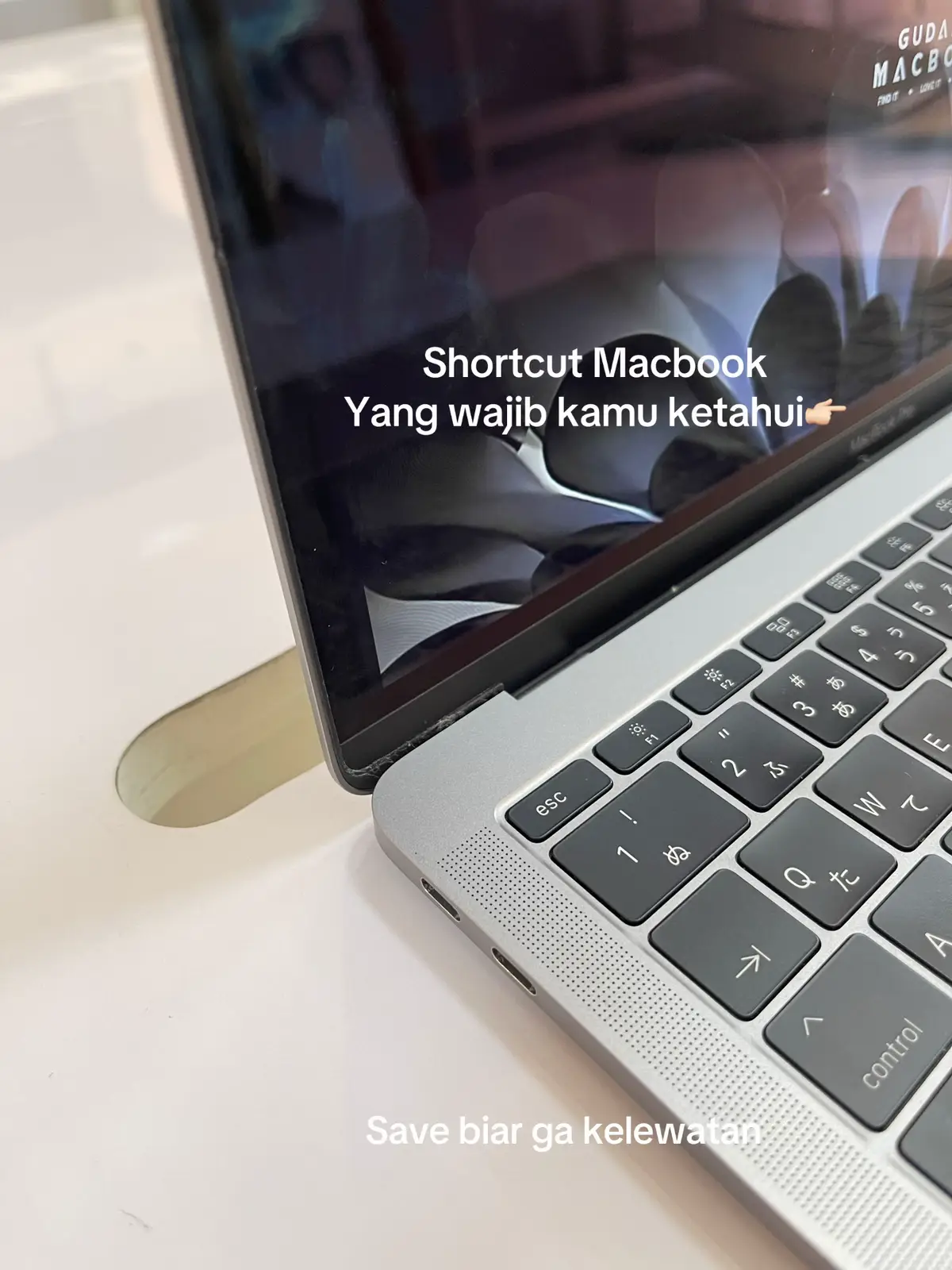 Kumpulan shortcut macbook yang mempermudah pekerjaan kamu🤝 #explorereels #fypreels #macbooksecond #macbooksecondmurah #macbooksecondmalang #macbookbekas 