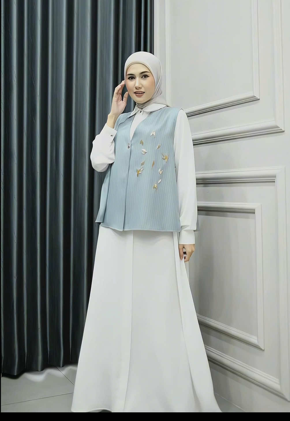 The Salsabina Dress is made for comfort, elegance, and effortless charm 🤍 #aisyalina #aisyalinaid #aisyalinastore #gamis #gamiscantik #gamisstylish #dresscantik #dresswanita #vestwanita 