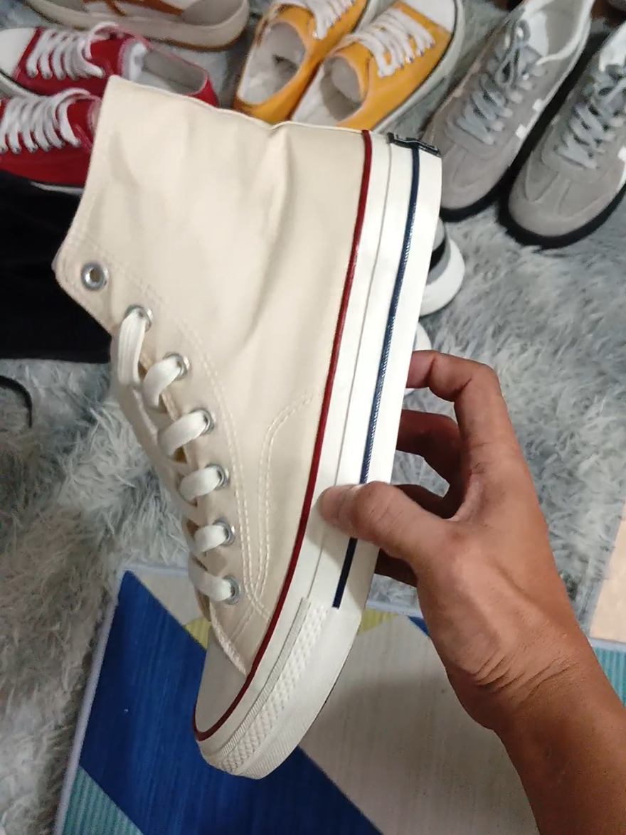 Canvas shoes mga boss! what you see what you get yan mga boss! 🔥🔥 #shoes #canvasshoes #chucktaylor #converse 