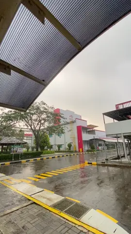 rian🌧️#kulipabrikkarawang #kulipabrikcikarang 