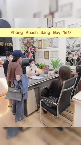 Phòng khách sáng nay 16/7..!!❤️ #chamsocdamun#chamsocdaseo#chamsocdanam#tanbinh#govap#Lequynh#Lqspa#hocnghespa  #chamsocda #lequynhspa #lequynhsp#lqspabeautyacdemyahcm#vienthammylqspa #nanmunbangtay #nanmunbangtambong #nanmunbangcay#goidauduongsinh