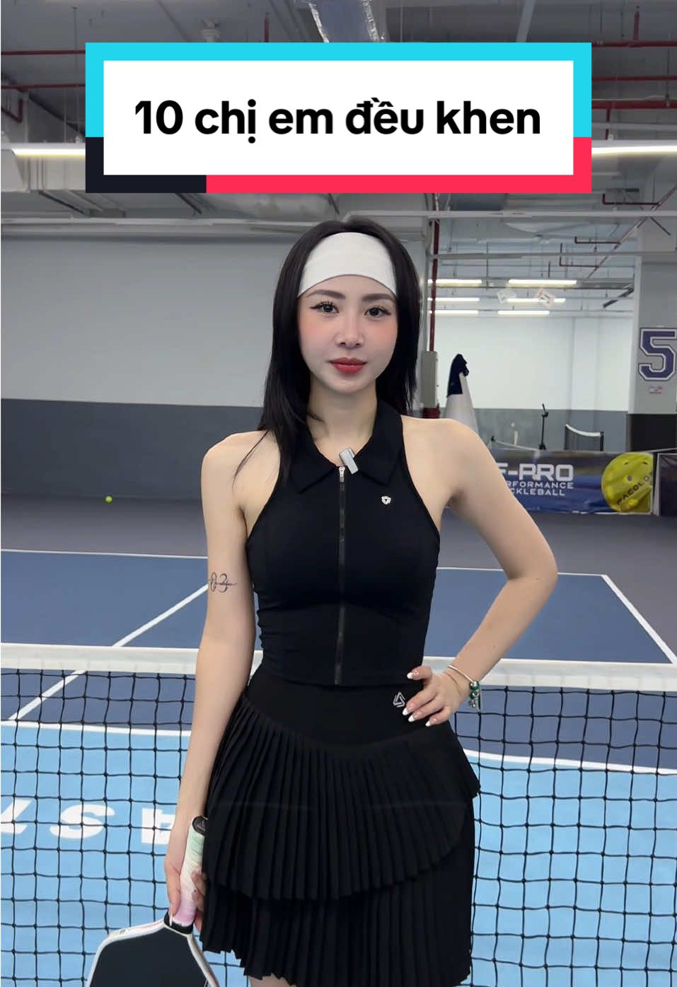 Giỏ hàng có cả áo và chân váy cho chị em mix nè, thêm ngay vào giỏ hàng thui 🥰