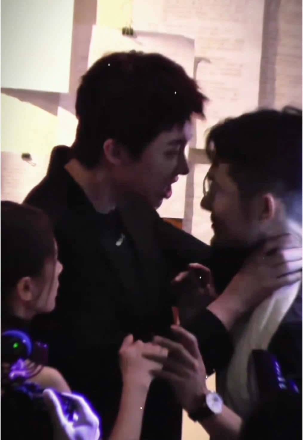 đừng quên anh còn chiếc phim hiện đại này chưa chiếu #luuvuninh #liuyuning #刘宇宁 #fyp 