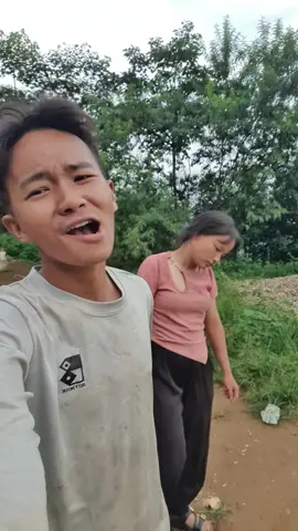 Vấn vương chữ sầu để em qua cầu