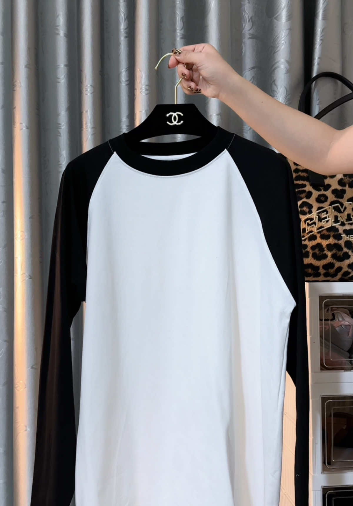 ÁO TAY DÀI RAGLAN TRƠN PHỐI MÀU#xuhuong #aothun #aothundaitay #aothuntron #review #thoitrangnu #outfit 
