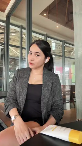 Nona manis glowing disini✨
