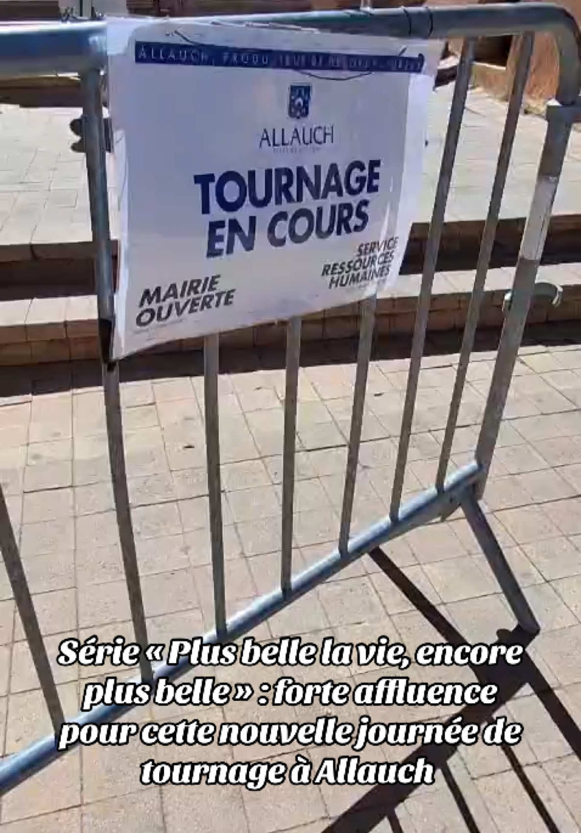 Journée de tournage au cœur de notre village #allauch ! Plus belle la vie, encore plus belle 🎬 #serie #tf1 #allauchvillage #plusbellelavie 