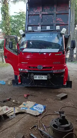 Terpasang spakbor Toyota Dyna @dolloavep126 @dio_pranataaa @novrikurniawan90 @plat BA⚡ #BSM #toyota #dyna 