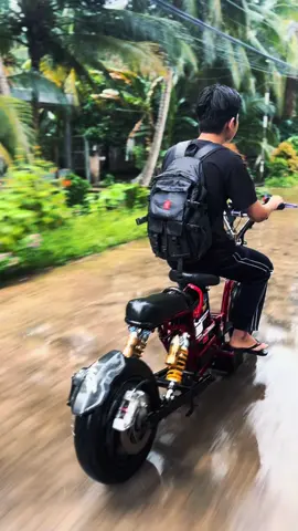 Mưa quoo 🥲#xuhuong #xuhuomgtiktok #xediendovietnam #xediendo 