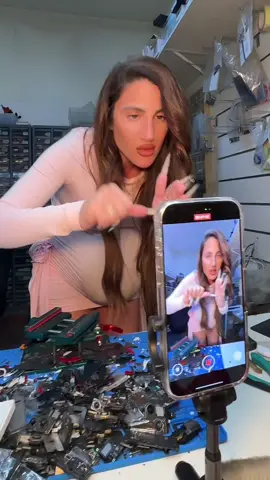 הוצאתי שיר חדש #bachata ועדיין אני מכורה לשיר Come!