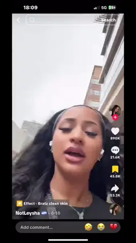 Hope ya get the joke #foryoupage #meme #women #viraltiktok #foryou #talking 