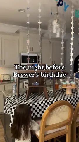 HOW !!!???😭😭😭 happy birthday to our lil dude 🥹❤️ (the 16th) #hunteranddevin #family #1stbirthday 