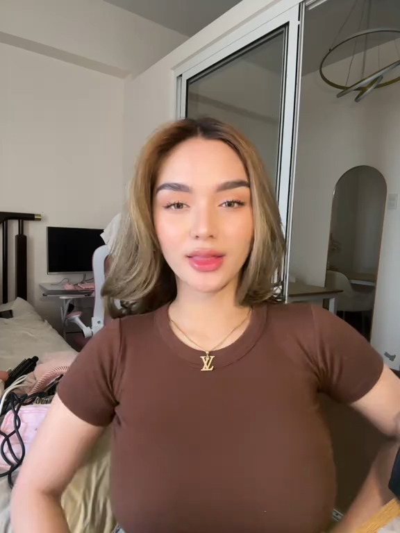 ☺️☺️ #fypシ゚ #women #sexy #mitosbola #fyppppppppppppppppppppppp #like #foryou #faktabet #indo #happy #follow #tiktoktrending #trend #tiktokviral #tiktokvideo #tiktok #fypdong #viral #d