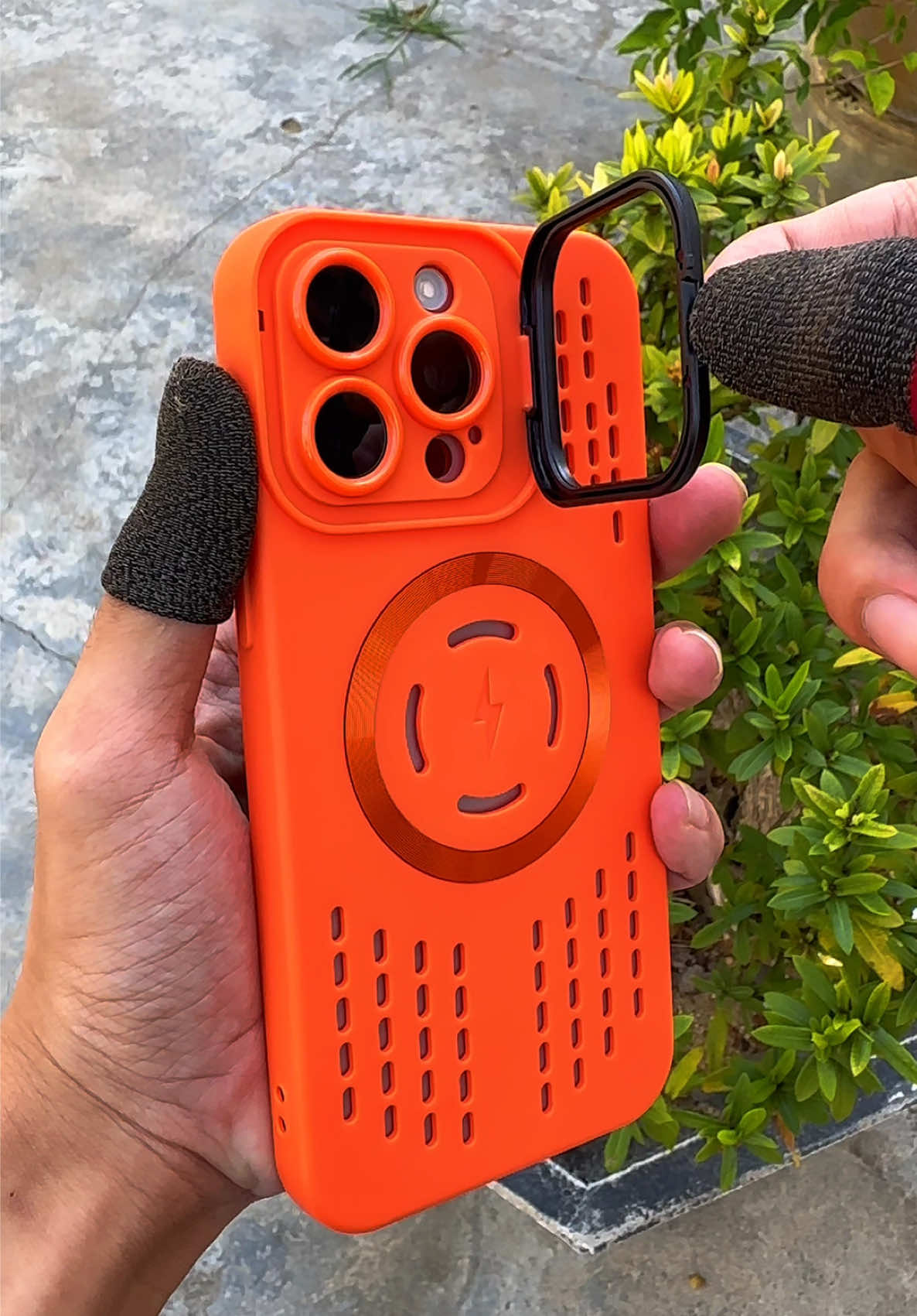 ốp đẹp không #lificase #oplung #oplungchongsoc #oplungtannhiet #opdienthoai #oplungmagsafe #oplungiphone #oplung