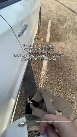 Dia kegoda dia bukan milikku.