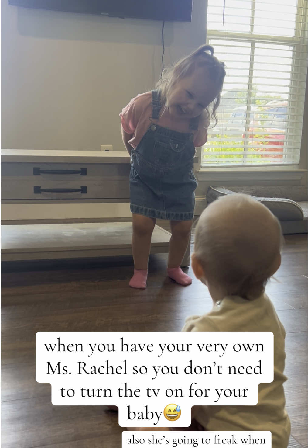 we love @Ms Rachel around here 🤍🤍 this is also her favorite outfit that matches her 🥰 #toddler 