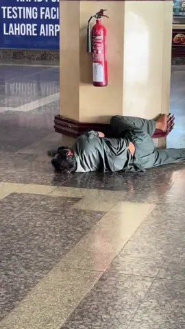 #lahorepakistan #ilamaiqbal_internation_airport✈️ #100k #creatorsearchinsights #viwesproblem 