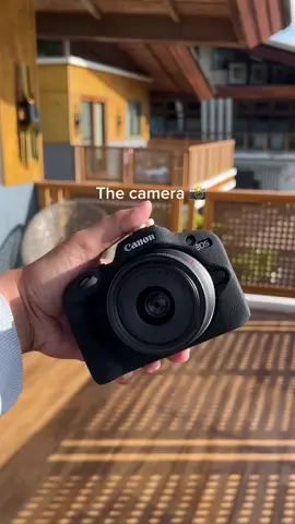 The cam vs. the photos… and it ate 📸 Don’t underestimate the power of compact gear — the results of Canon EOS R100 speak for themselves ✨ 📩 DM us to rent your camera today! 