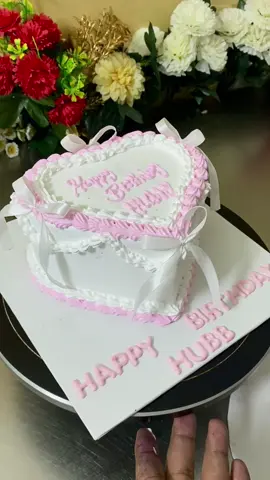 Cakethegreat.pk We make customized cakes for your every event🎂. For order	--> 03112475155 Instagram cakethegreat #cakethegreat #cakes #onlinecakes#layerscake #lahorecake #bestcake #cakethegreat #customizecake #cake #fypシ #Foryou #Foryoupage #motherday#fatherday #fatherdaycake #icecream #chocolatecake #vanilacake #redvelvetcake#threemilkcake #onlineorder#anniversarycake #birthdaycake #weddingcake #umrahcake #hajjcake #nikkahcake#halfbirthday #babycake #graduationcake #lovecake #juicy #delicious #deliciousfood #yummy #yummyfood#sweet #sweetcake #bake #bakery