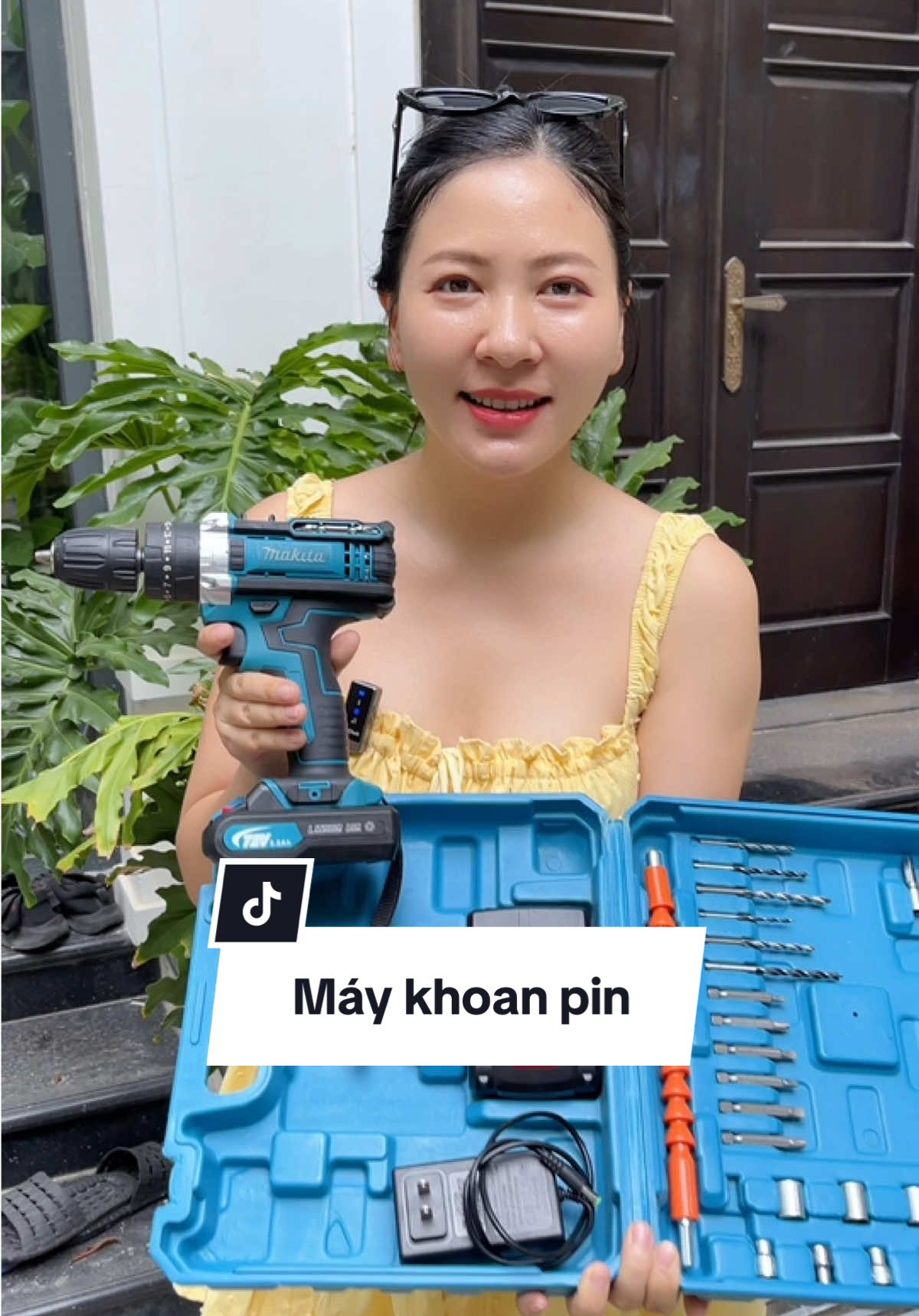 Máy khoan pin#trending #Salegiuathang #SaleVuiFreeShip #cokhi #khoanpin #khoanpinmakita 