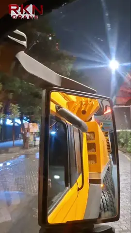 #plzdontunderviewsmyvedios #mobilecrane 