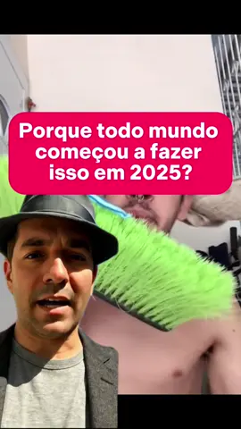 Use essa escova elétrica nos seus dentes e não façam o L. Se você comprar eu ganho comissão e vou comprar mais cachaça e mais cerveja pra mim! Me ajude… (pelo menos fui sincero). #fy #viralvideos #sextou #fyyyyyyyyyyyyyyyy #tiktokshop 