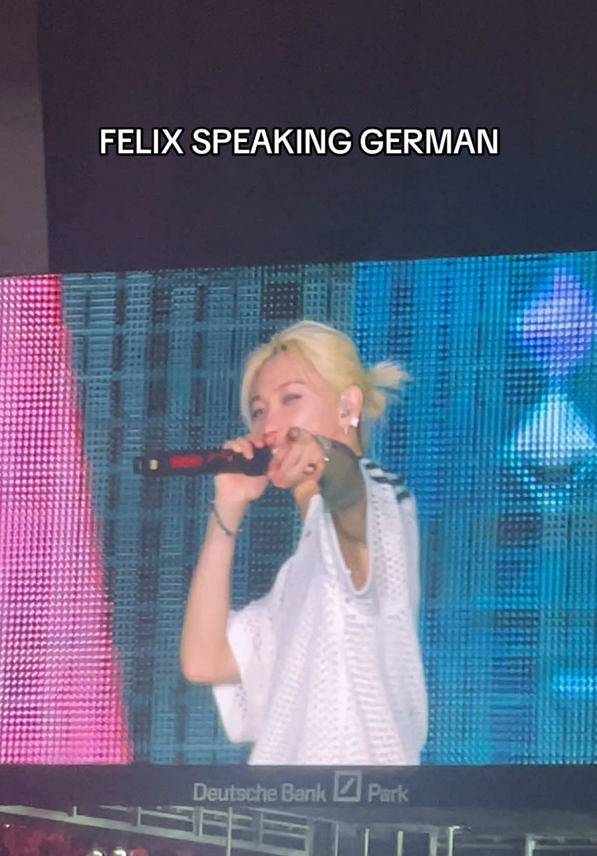 Checkt mein anderes TikTok von Hyunjin und BangChan aus 🙏🙏🙏 #straykids #frankfurt #foryou #fürdich #concerts #stay #skz 