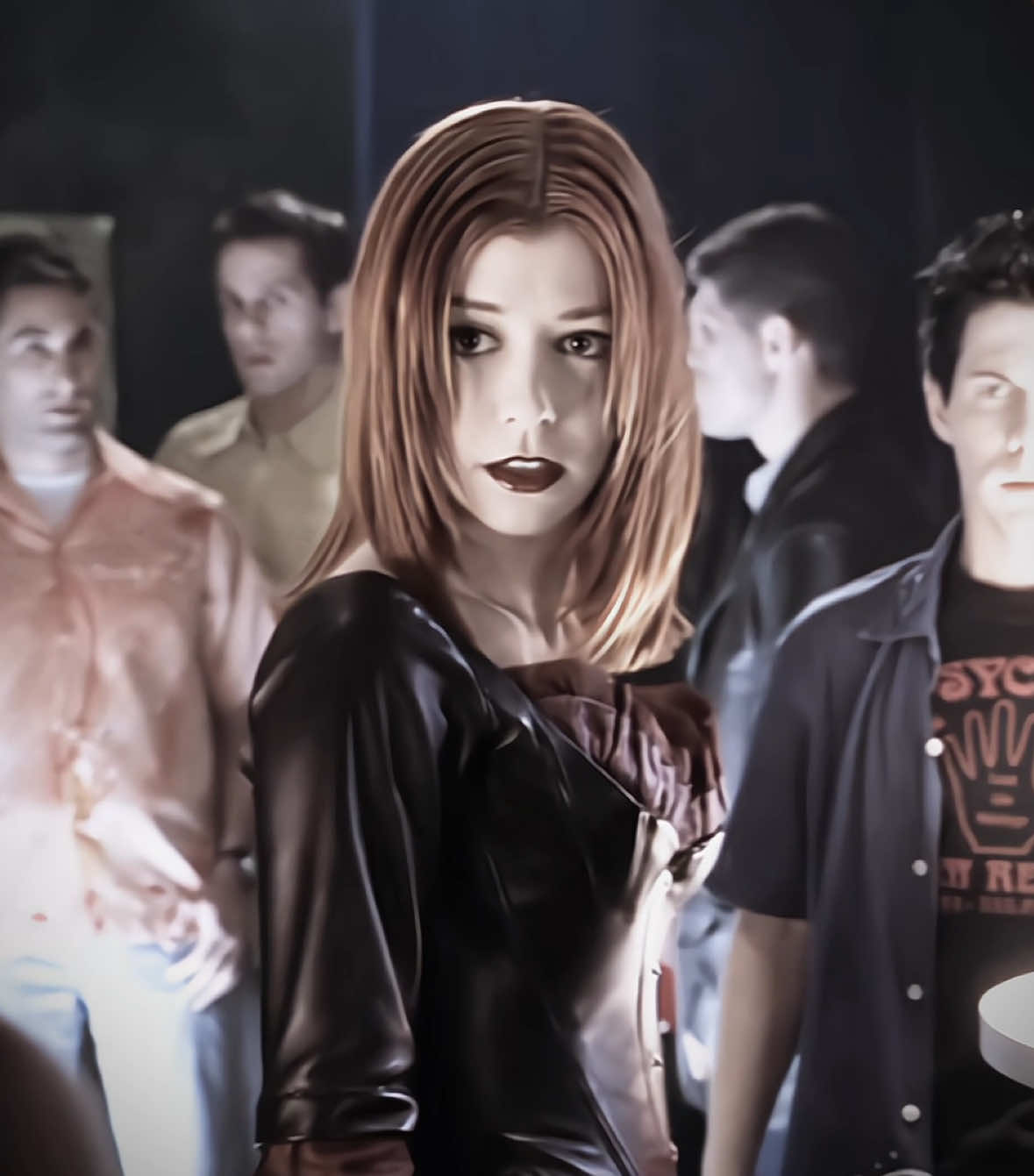 i love how the intro was hinting at willow being a lesbian #slayerofvampiress #btvs #buffythevampireslayer #edit #buffyverse #buffytok #willow #willowrosenberg #vampirewillow #sundownimup #alysonhannigan 