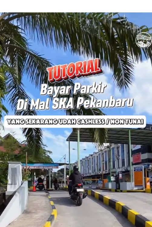 Ini dia tutorial bayar parkir di Mal SKA Pekanbaru yang sekarang udah cashless alias non tunai‼️🤩 📌Cara 1 Bisa bayar pakai Kartu. 💳 Flazz  💳 E-Money 💳 Brizzi 💳 TapCash Pas masuk tinggal tap aja gak perlu ambil karcisnya, pas dipintu keluar juga tinggal tap aja kartunya. 📌Cara 2 Bisa bayar pakai E-Wallet. 💰 Gopay 💰 Dana 💰 OVO 💰 AlloBank Jadi pas masuk tekan tombol tiket kayak biasa, langsung scan tiket melalui E-Wallet, pastikan saldo mencukupi dan nanti pas di pintu keluar, tinggal scan karcisnya aja. Gimana BroSis? Sekarang bayar parkir jadi lebih praktis, simpel dan kekinian anti ribet kan🤩✨ _ 📍Mal SKA Pekanbaru _ 🔥 Ada apa di Pekanbaru? Cek review @brosispku 🌟 Cek beragam highlight di Instagram @brosispku 🍻 Ingin tampil di brosispku? Hubungi WA tim iklan @brosispku di bio 🌐 Follow juga IG: @brosiskerja @brosisdeal @brosisid @brosisproperty #brosispku #brosis #pku #pekanbaru #riau #seputarpekanbaru #BroSisPKUContentNanda