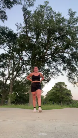 Strava trend but at an average pace🏃‍♀️💨 #strava #runningtiktok #stravarun #stravakudos 