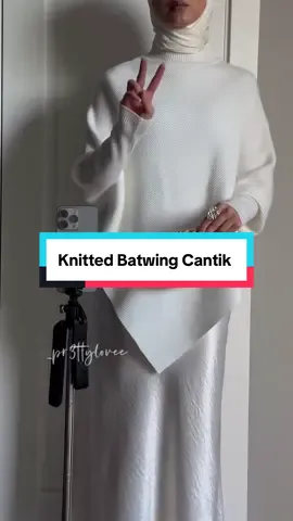 These batwing sweatshirts are available in earthy tone colours! Cutting loose cantik, comfy and sesuai pakai untuk jalan-jalan or duduk rumah. #batwingblouse #batwingsweatshirt #batwingtop #batwingknit 