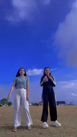 punya ade seneng india dri msih dalam perut, sedangkan aku seneng india gara gara dia,😅🤣 #dancebollywood#fyppp  @BundaOshel 