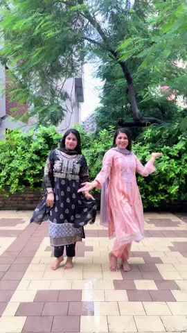 Rainy day cover - 3  #barsore #shreyaghoshal  #blacklover #RainyDayFun #NSU #ashwariyaraibachchan #taal #Love #Siblings #twins